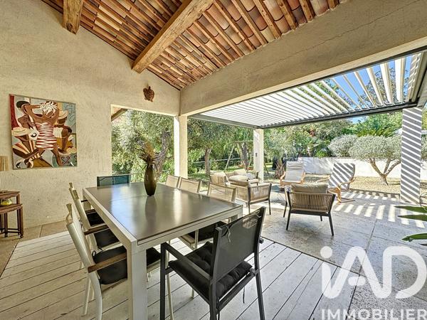 Maison à vendre 5 pièces 181 m² Grimaud