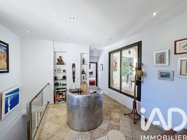 Maison à vendre 5 pièces 181 m² Grimaud