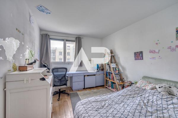 Appartement Rueil Malmaison 5 pièce(s) 89.11m² €539 000 ** - Référence 19037