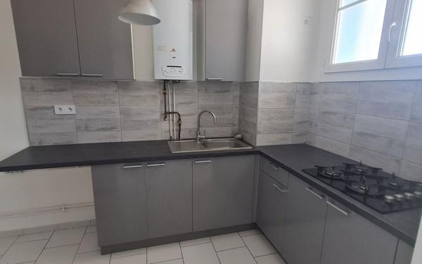 Appartement à vendre    1 pièce • 34 m2 La Seyne-sur-Mer