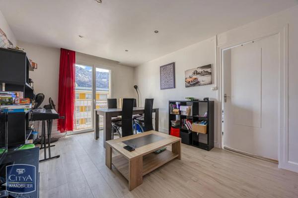Appartement à vendre 4 pièces 67m² Aix-les-Bains (73100)