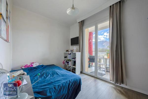 Appartement à vendre 4 pièces 67m² Aix-les-Bains (73100)