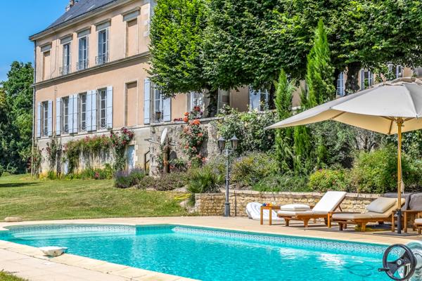 Chateau à vendre à Jazeneuil (86600) - Vienne