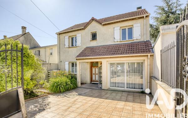 Maison à vendre 6 pièces 103 m² Argenteuil