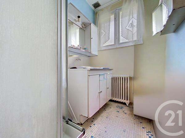 Maison à vendre  6 pièces - 106,90 m 2   ROCHEFORT  - 17