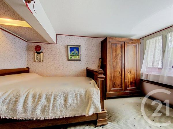 Maison à vendre  6 pièces - 106,90 m 2   ROCHEFORT  - 17