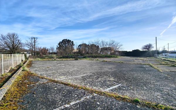 Terrain à vendre    Noé