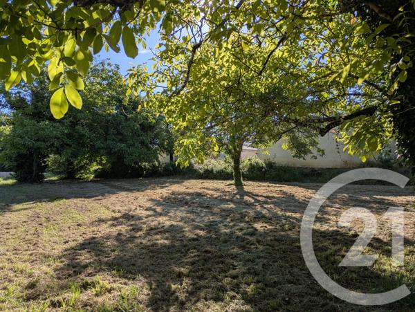 Terrain à vendre  1100 m 2   SALIGNAC EYVIGUES  - 24