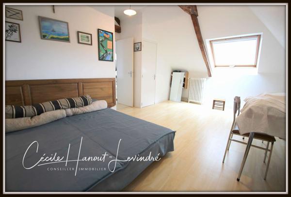 Avranches (50300) AVRANCHES - Proximité immédiate du centre-ville. Propriété en pierre 174 m² - 6 chambres sur sous-sol . Dépen