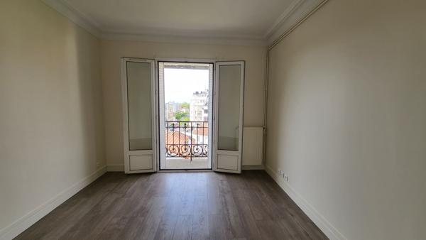 Appartement Saint Maur Des Fosses 3 pièce(s) 56.49 m2