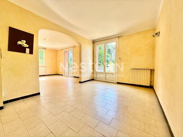 A VENDRE : MAISON FAMILIALE 116 M² AVEC 4 CHAMBRES, GARAGE ET TERRAIN DE 836 M² À SAINT-JEAN-DU-FALGA