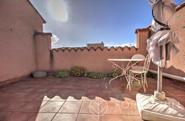 Céret (66400) Maison familiale centre ville avec appartements indépendants