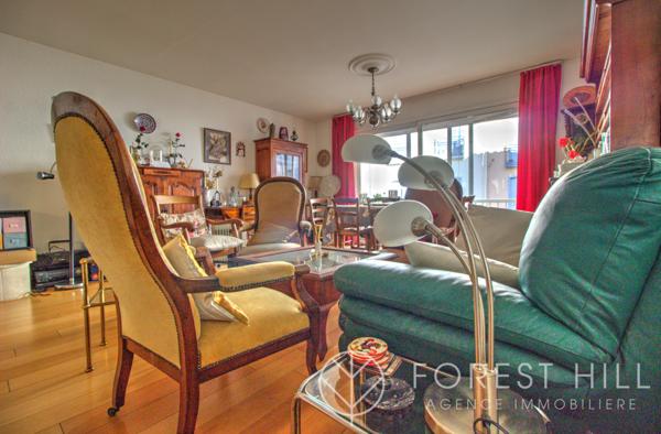 Céret (66400) Maison familiale centre ville avec appartements indépendants