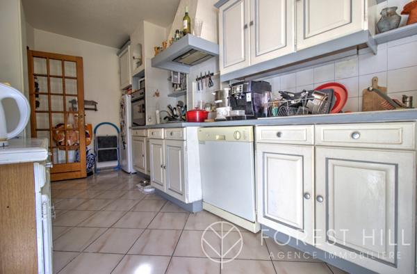 Céret (66400) Maison familiale centre ville avec appartements indépendants