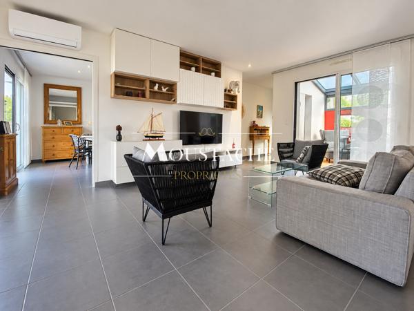 SUPERBE VILLA CONTEMPORAINE ET SON APERÇU MER - À 800 M DE LA PLAGE DE ROYAN PONTAILLAC -