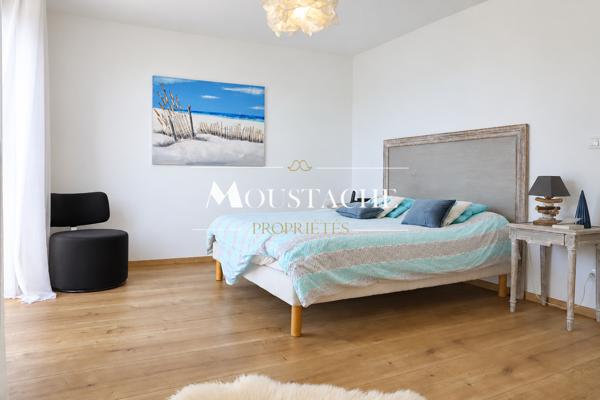 SUPERBE VILLA CONTEMPORAINE ET SON APERÇU MER - À 800 M DE LA PLAGE DE ROYAN PONTAILLAC -