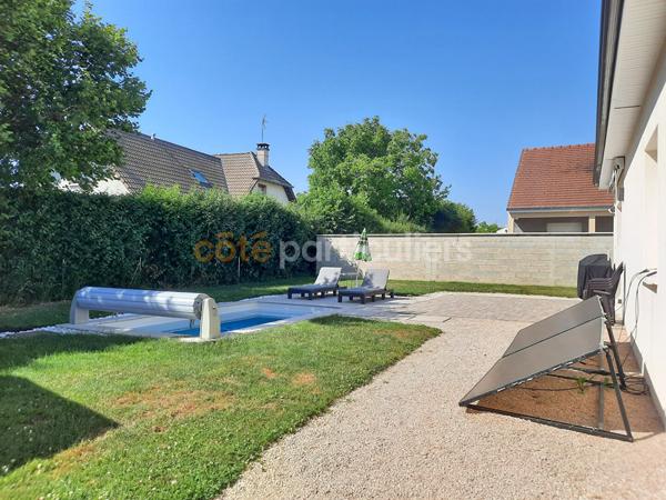 Vente
                Maison147 m² - 6 Pièces -
                    CRISSEY (39100)