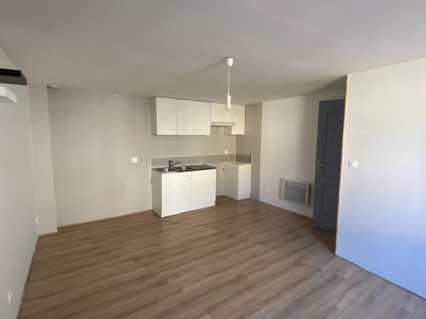 PETITE MAISON RENOVEE à LAMARCHE