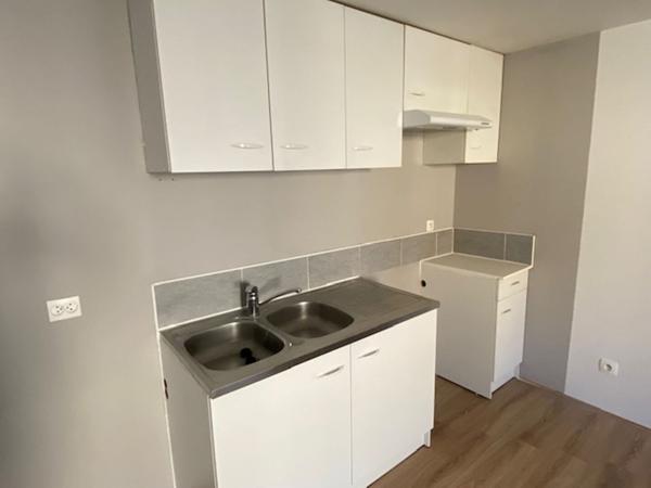 PETITE MAISON RENOVEE à LAMARCHE