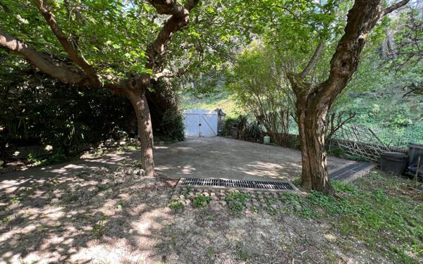 Maison à vendre    5 pièces • 206 m2 Barbentane