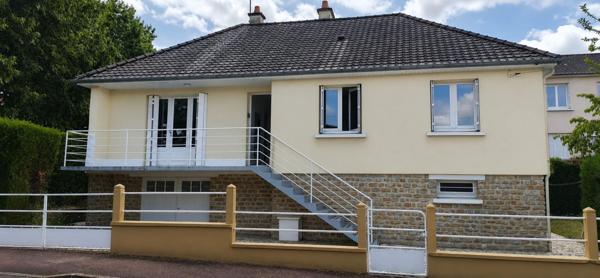 Maison à SABLE-SUR-SARTHE, 72300 - 4 pièces 92m²