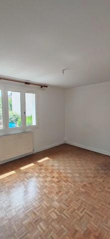 Maison à SABLE-SUR-SARTHE, 72300 - 4 pièces 92m²