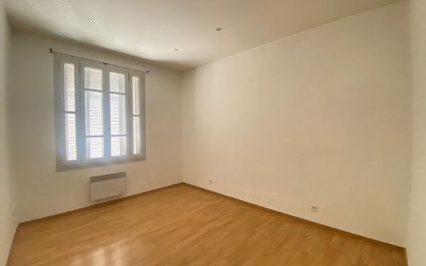 Appartement à vendre    3 pièces •  Barbentane