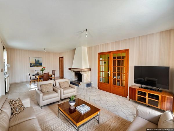 Maison avec sous-sol , situé à Saint Jean De Braye, 6 pièces, surface au sol 130m².