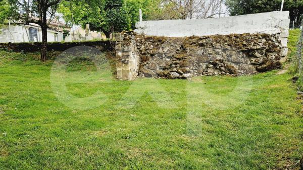 HANGAR À RÉINVENTER – TERRAIN ARBORÉ 376 m² – PROJET DE MAISON INDIVIDUELLE