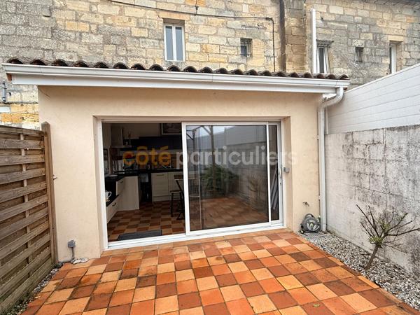 Vente
                Maison136,99 m² - 5 Pièces -
                    MONTAGNE (33570)