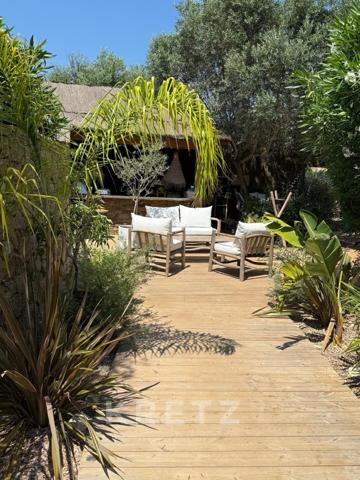 HÔTEL 4 étoiles CESSION MURS & FONDS DE COMMERCE