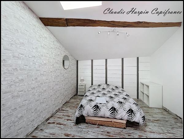 PARTHENAY (79) A VENDRE Maison de ville 6 pièces : 169 m² hab - 4 ch - jardin -