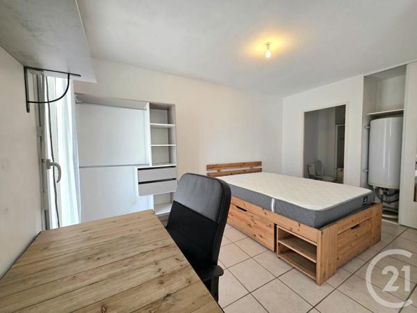 Appartement T2 à vendre  2 pièces - 39 m 2   LYON  - 69008