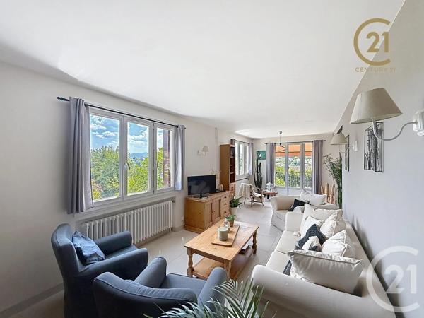 Maison à vendre  8 pièces - 197 m 2   MORNANT  - 69