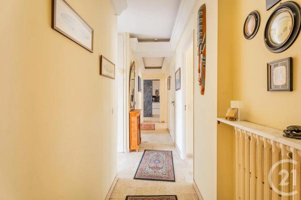 Appartement F4 à vendre  4 pièces - 90 m 2   BEAULIEU SUR MER  - 06