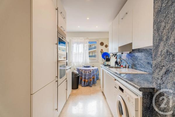 Appartement F4 à vendre  4 pièces - 90 m 2   BEAULIEU SUR MER  - 06