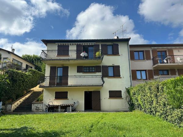 Maison 10 pièce(s) 3 chambre(s) 180 m²
