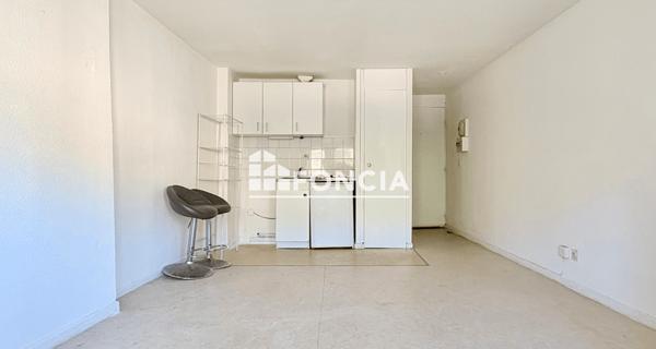 À vendre Studio 26.2 m² - Lyon 69005