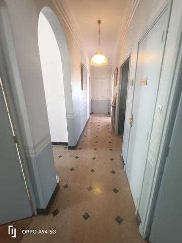 À vendre - Maison individuelle, 5 pièces située à Aubenas (07200)