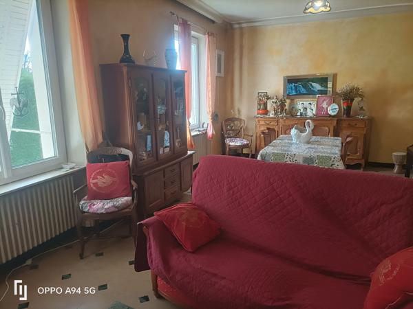 À vendre - Maison individuelle, 5 pièces située à Aubenas (07200)