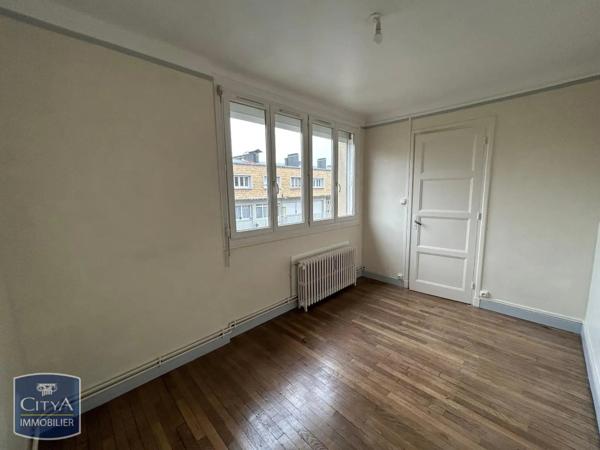 Appartement à louer 4 pièces 62.65m² Sedan (08200)