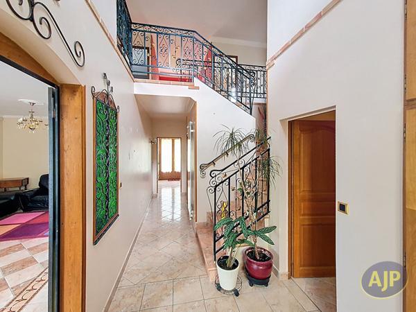 Vente maison Montaigu : 475 000 € - AJP Immobilier Montaigu