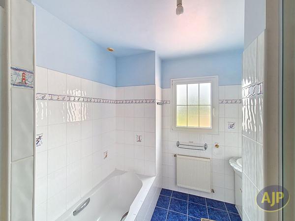 Vente maison Montaigu : 475 000 € - AJP Immobilier Montaigu