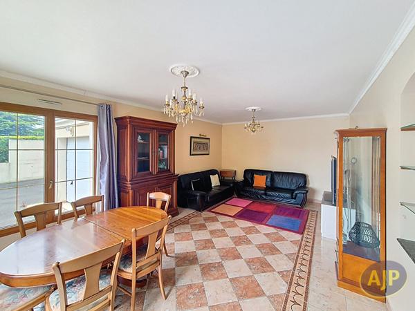 Vente maison Montaigu : 475 000 € - AJP Immobilier Montaigu