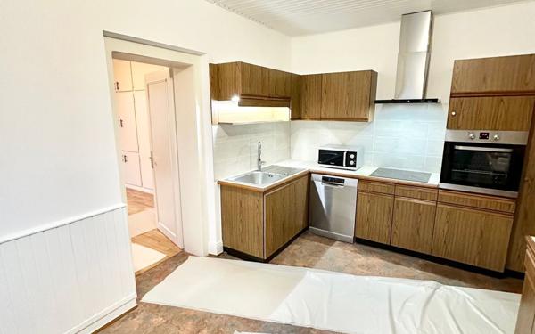 Appartement à louer    4 pièces •  Souffelweyersheim