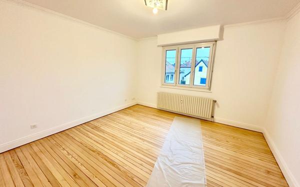 Appartement à louer    4 pièces •  Souffelweyersheim