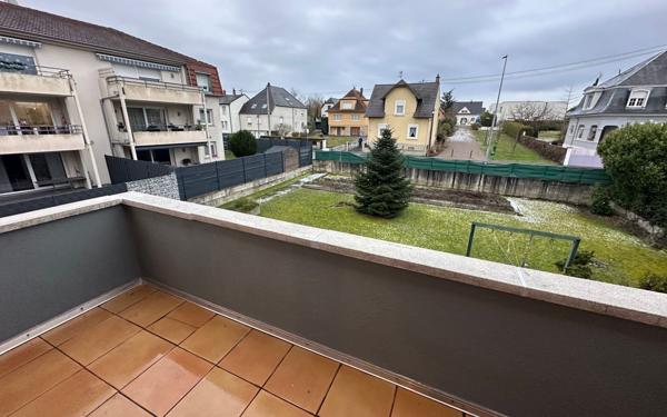 Appartement à louer    4 pièces •  Souffelweyersheim