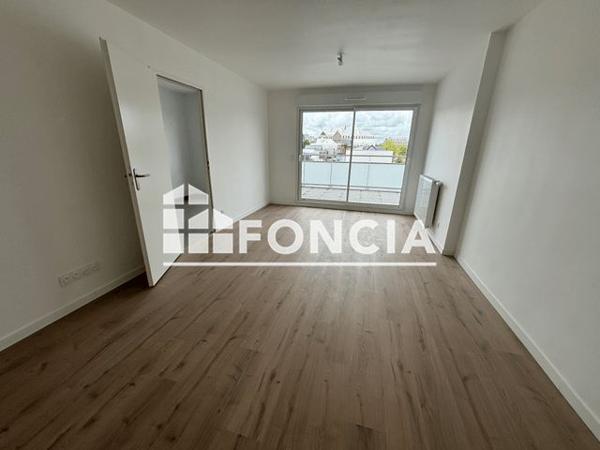 Location Appartement 3 pièces 75.71 m² - 48 RUE DU 19 MARS 1962 Rennes 35700