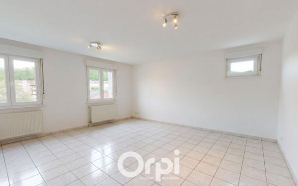 Appartement à louer    3 pièces •  Apach