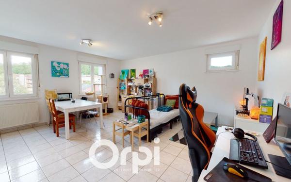 Appartement à louer    3 pièces •  Apach